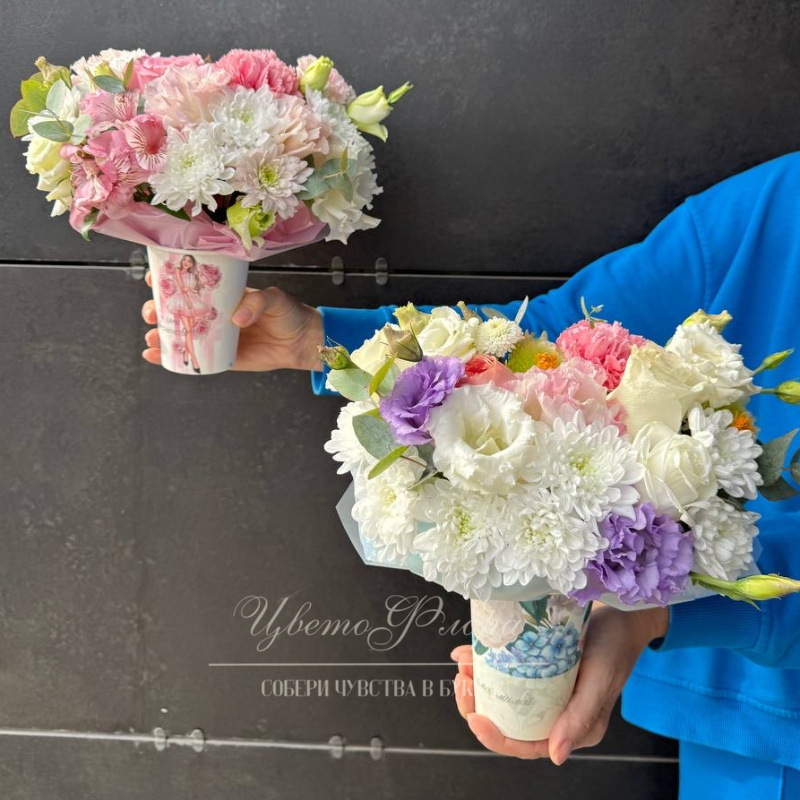 Сборная композиция в стаканчике