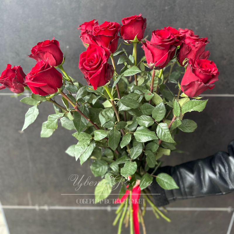 Красная роза Эксплоуэр 80см