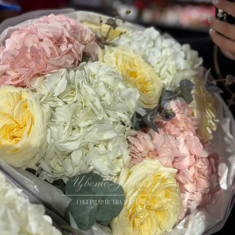 Сборный букет &laquo;Соблазн&raquo;  1