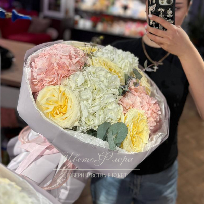 Сборный букет &laquo;Соблазн&raquo; 